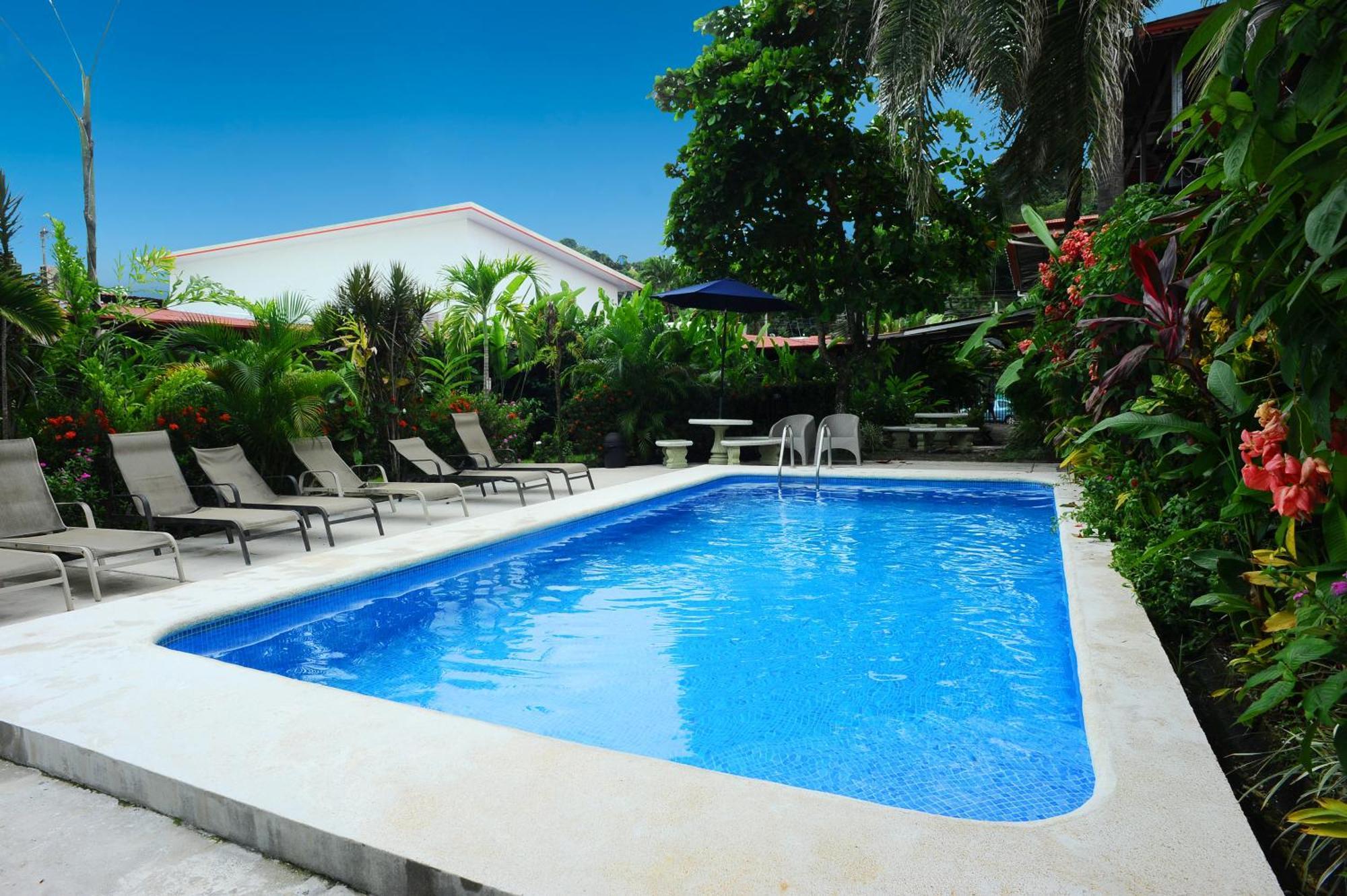 Private Fully Furnished Home At Wide Mouth Frog Hostel Quepos Kültér fotó