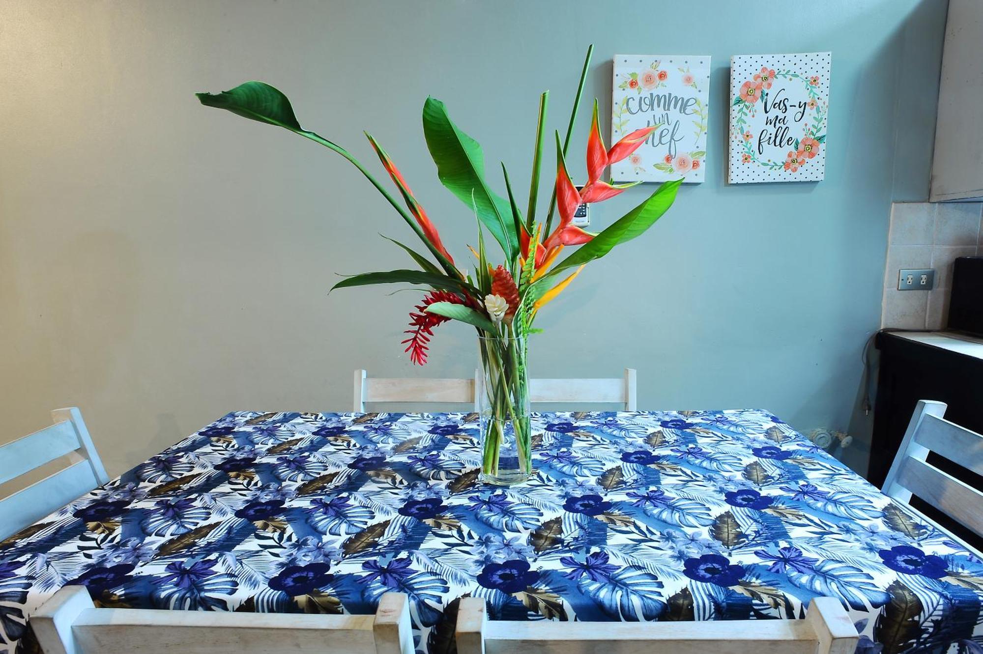 Private Fully Furnished Home At Wide Mouth Frog Hostel Quepos Kültér fotó